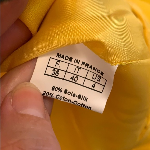 Cute yellow flared mini skirt. - Picture 4 of 4